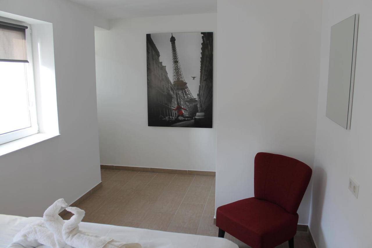 Urban-Style-Rooftop-Apartment Wina Bagian luar foto
